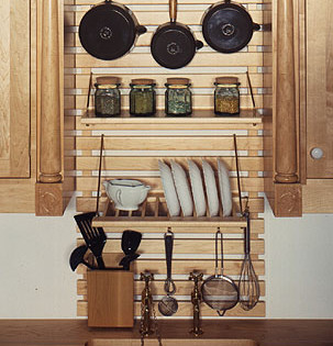 Maple rack above a Belfast sink